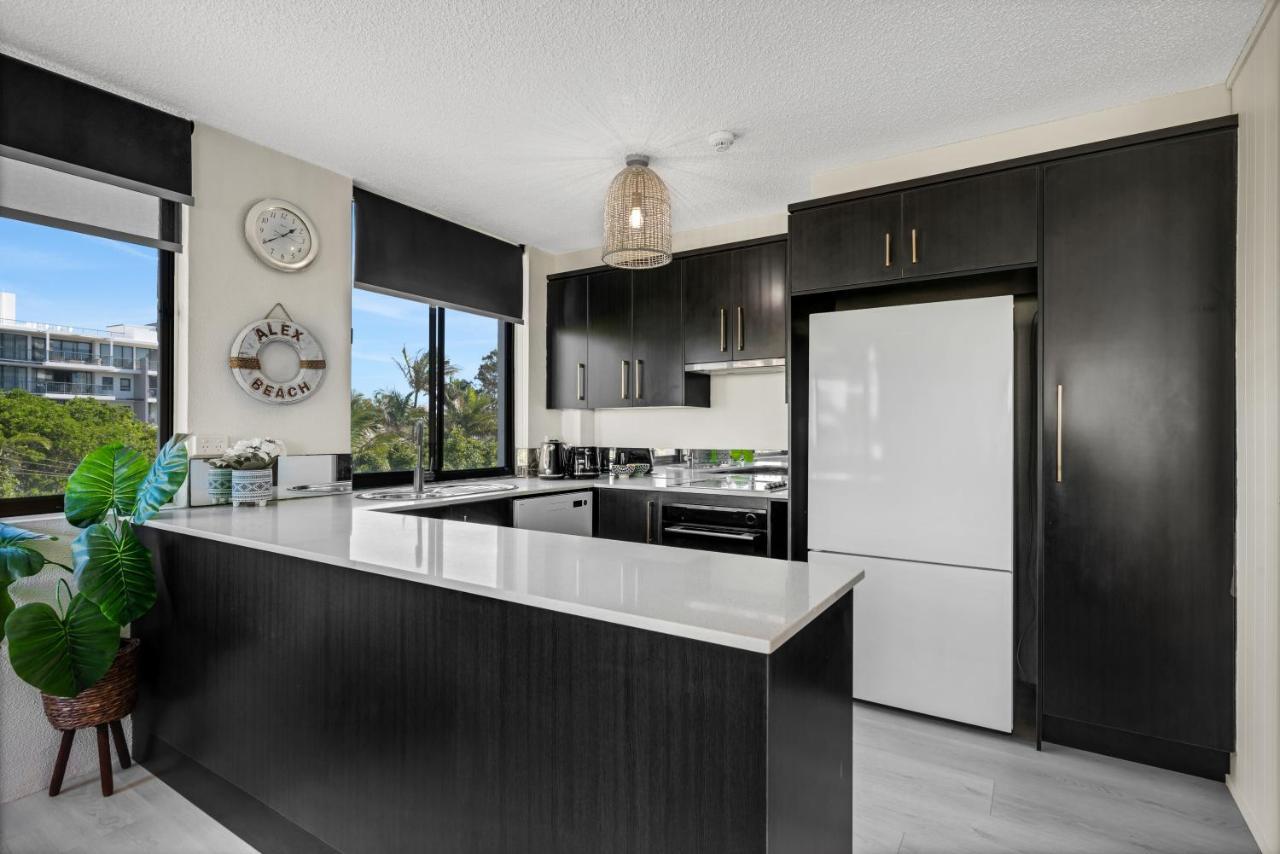 Mylos Holiday Apartments Alexandra Headland Esterno foto
