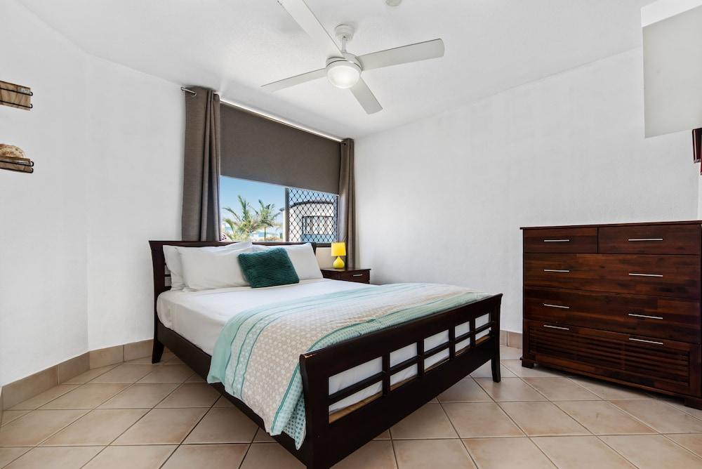 Mylos Holiday Apartments Alexandra Headland Esterno foto