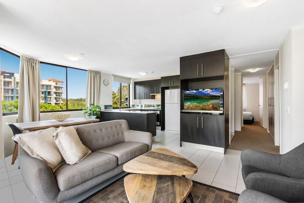 Mylos Holiday Apartments Alexandra Headland Esterno foto