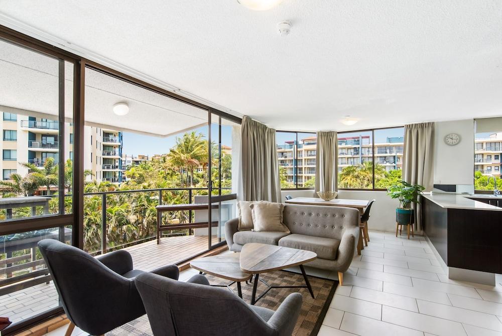 Mylos Holiday Apartments Alexandra Headland Esterno foto