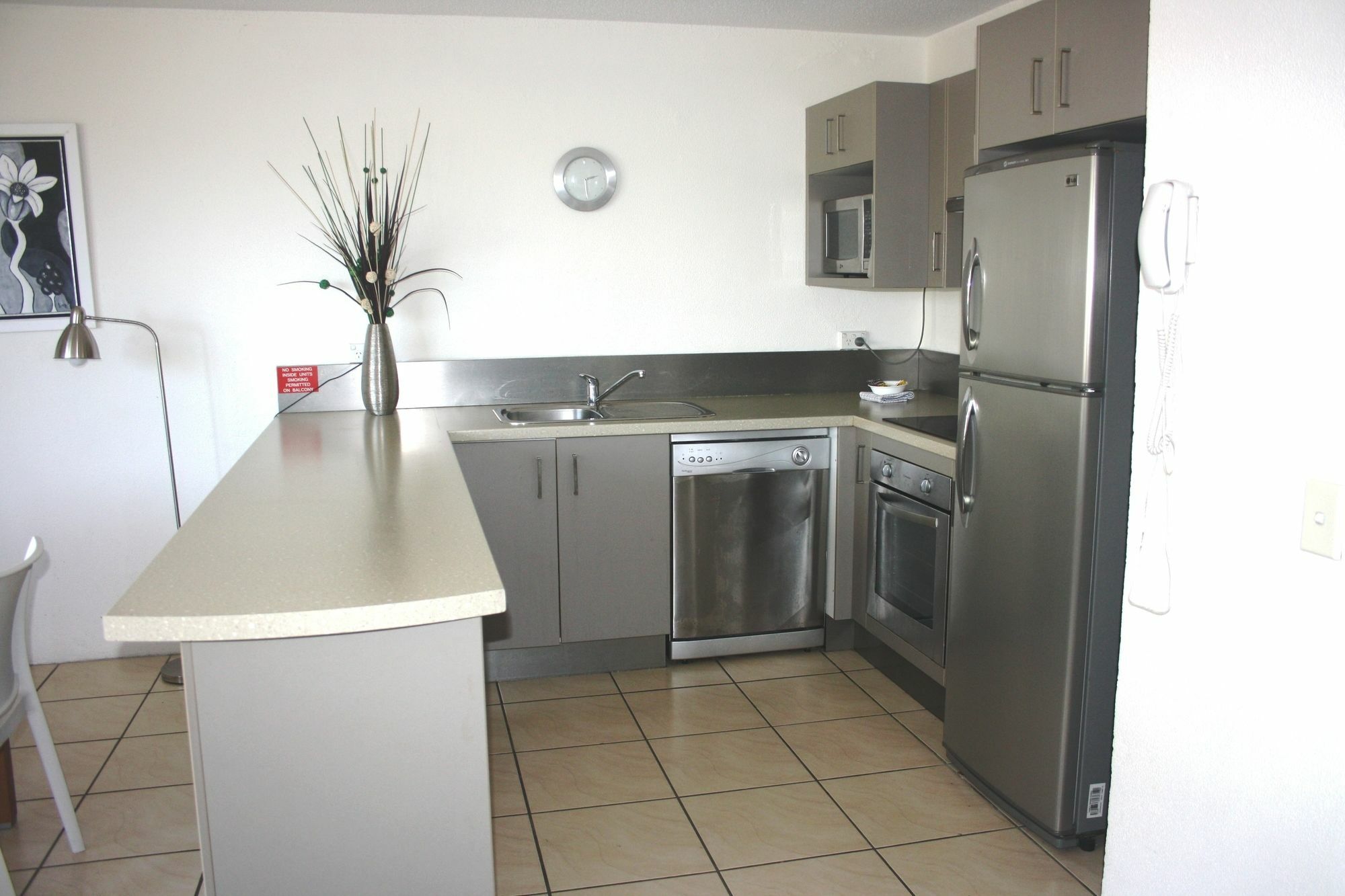 Mylos Holiday Apartments Alexandra Headland Esterno foto