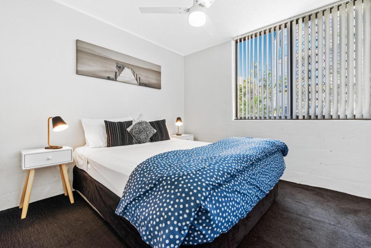 Mylos Holiday Apartments Alexandra Headland Esterno foto
